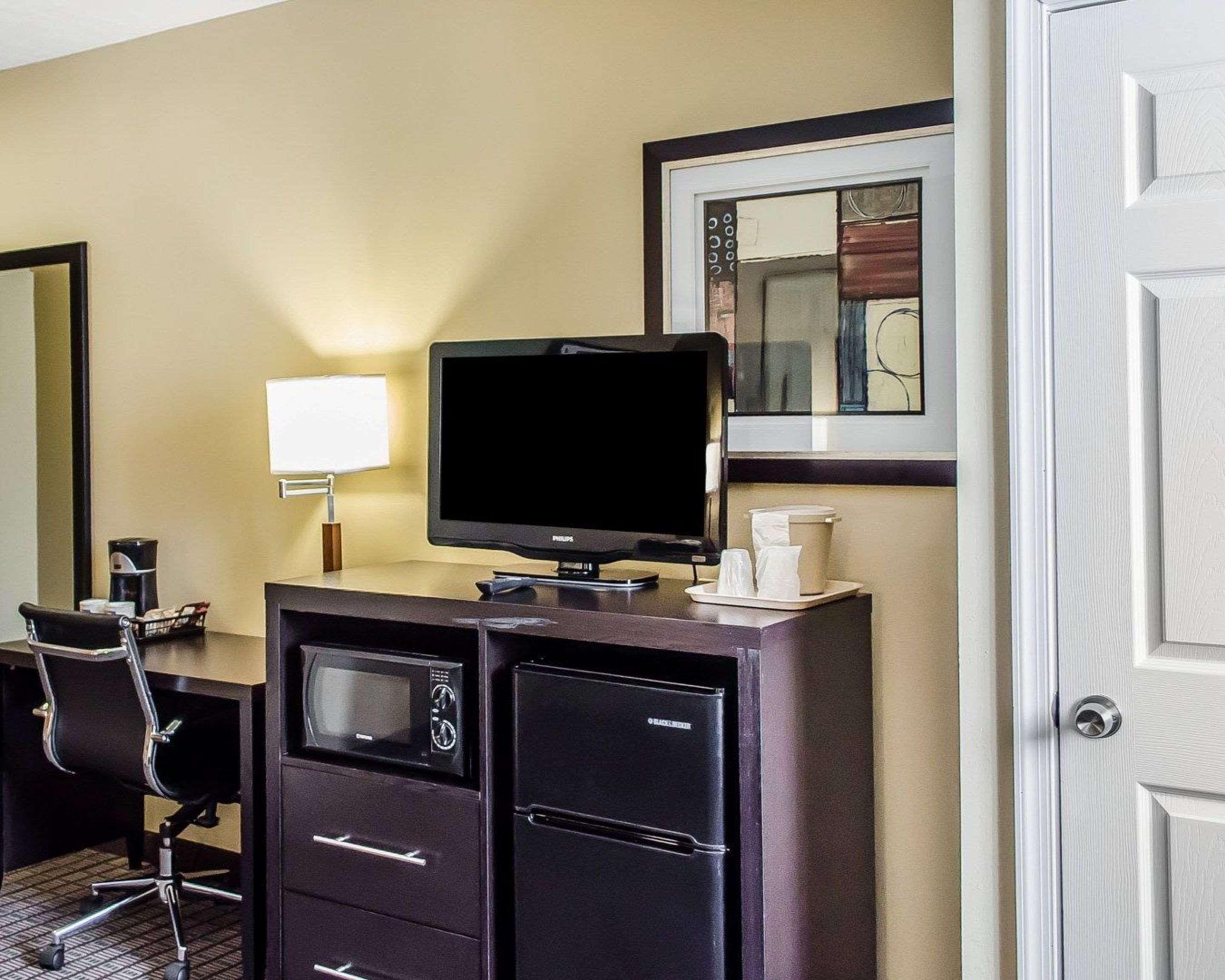 Surestay Plus By Best Western Jonestown Lebanon Valley Exterior foto